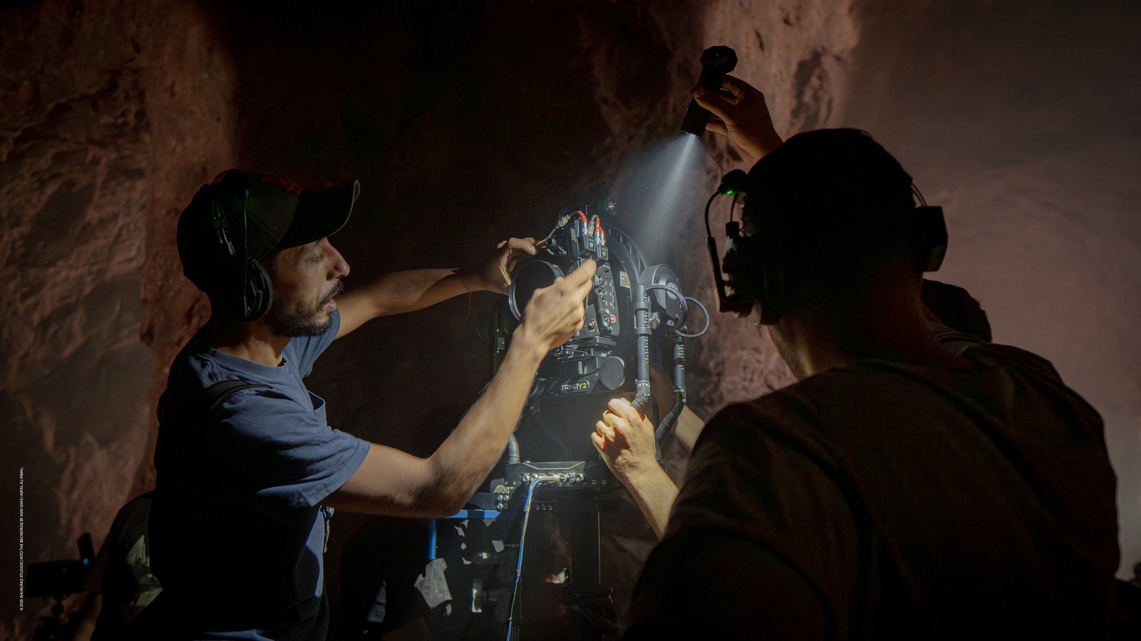 Équipe de tournage en intérieur